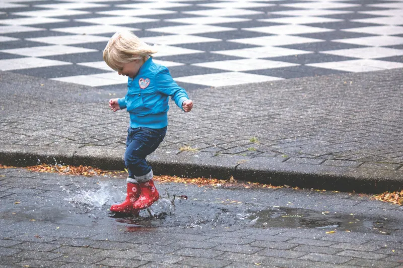 Rain, Drizzle, Downpour: How Britain's Soggy Streets Are Secretly Sculpting Superhuman Legs